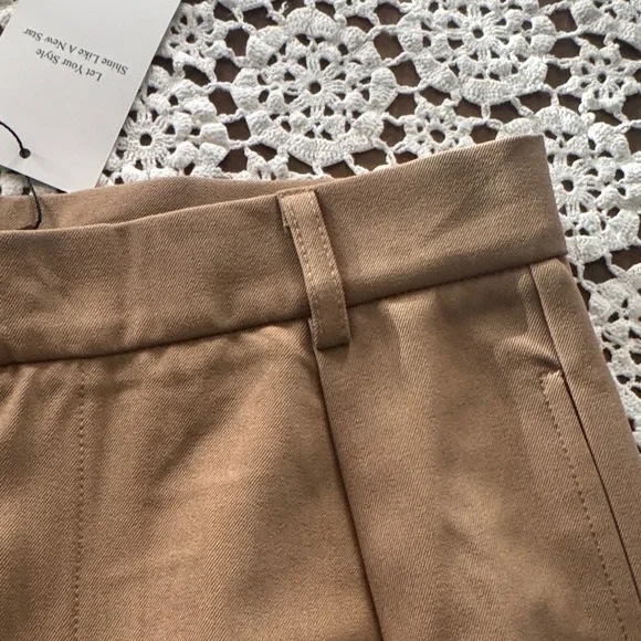 BNWT SHEIN Women’s Tan Pants size 6 - Picture 3 of 5